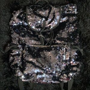 Sequins backpack 💕